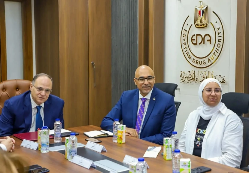 هيئة الدواء تبحث آليات تنفيذ مشروع الروشتة الرقمية