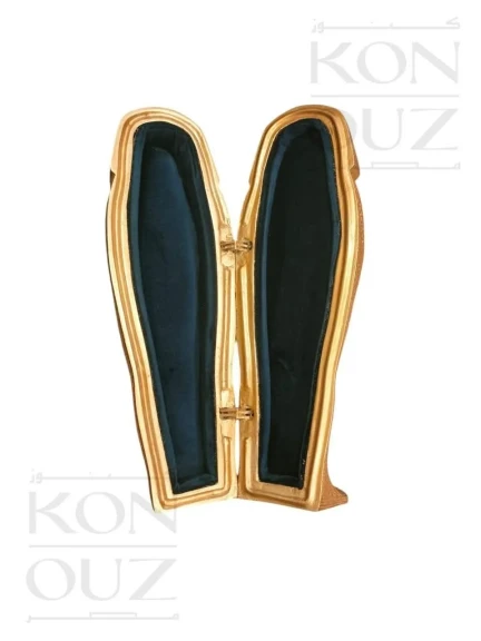 مصر تخلّد فعالية افتتاح المتحف بدعوة فنية مستوحاة من تابوت الملك الذهبي مصر تخلّد فعالية افتتاح المتحف بدعوة فنية مستوحاة من تابوت الملك الذهبي