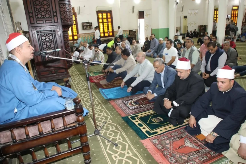 خطيب الجمعة ببني سويف: الُتشدد انسلاخ عن الطبيعة البشرية وانتكاسة للفطرة السليمة... خطيب الجمعة ببني سويف: الُتشدد انسلاخ عن الطبيعة البشرية وانتكاسة للفطرة السليمة ومُبدّد للطاقات