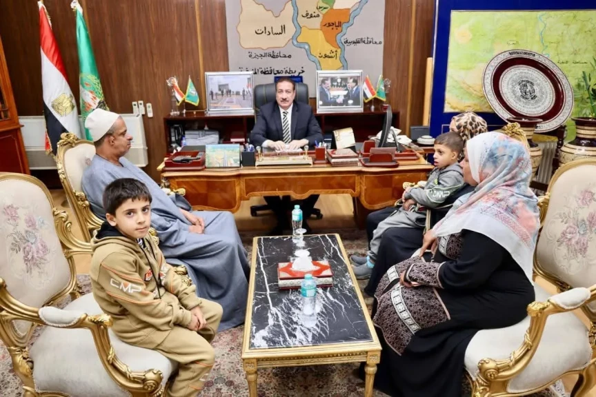 محافظ المنوفية يوجه بصرف مساعدات مالية عاجلة وعينية لــ 4 حالات إنسانية محافظ المنوفية يوجه بصرف مساعدات مالية عاجلة وعينية لــ 4 حالات إنسانية