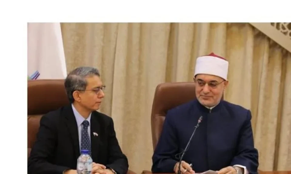 مفتي الجمهورية يبحث مع وزير الشئون الإسلامية السنغافوري سبل تعزيز التعاون مفتي الجمهورية يبحث مع وزير الشئون الإسلامية السنغافوري سبل تعزيز التعاون