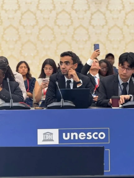الطالب محمد نجيب من جامعة المنيا يمثل مصر في المنتدى الرابع عشر لشباب اليونسكو بأوزبكستان