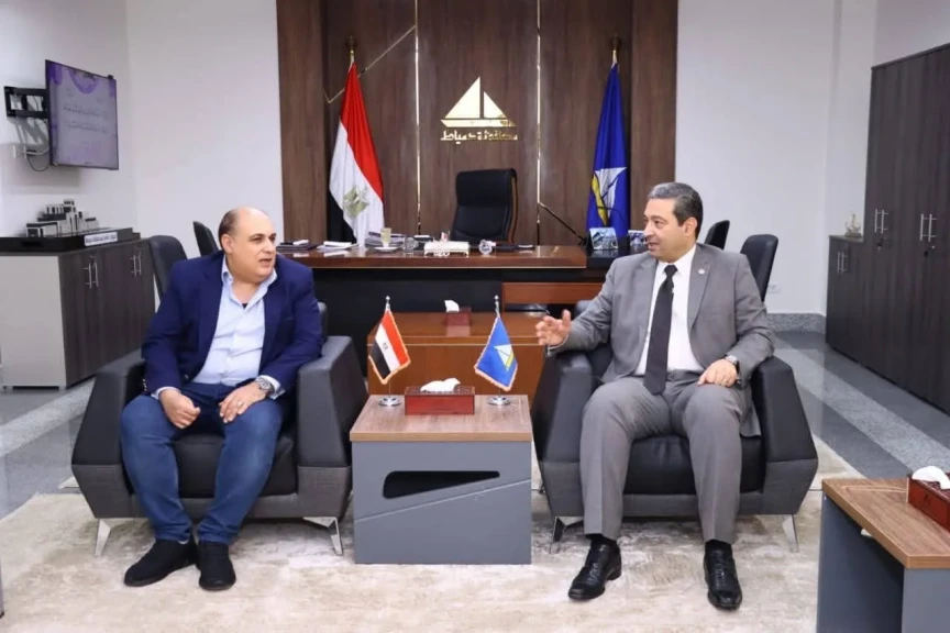 محافظ دمياط يستقبل رئيس الهيئة العامة لقصور الثقافة...  وتناول اللقاء مناقشة ملف قصور الثقافة بدمياط