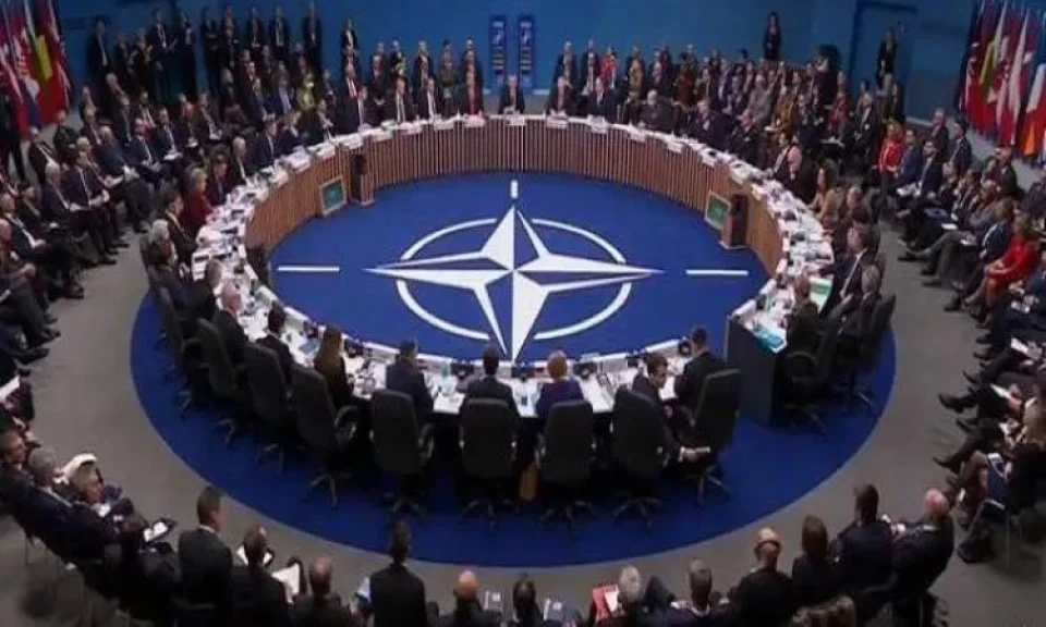 خلال اجتماع بمقر الناتو في بروكسل..أوكرانيا وألمانيا وبريطانيا تؤكد استمرار الدعم العسكري لكييف