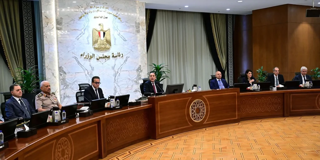 رئيس الوزراء يترأس الاجتماع الأسبوعي للحكومة