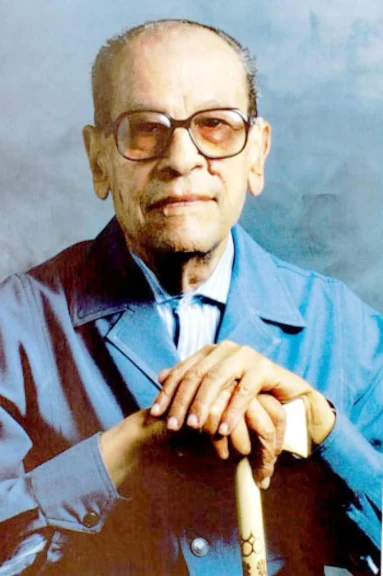 جامعة القاهرة : اختيار  نجيب محفوظ شخصية العام في معرض القاهرة الدولي للكتاب مصدر فخر واعتزاز للجامعة