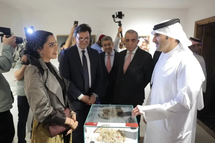وزير الثقافة يشارك في افتتاح النُسخة الثانية من مهرجان ”فريج الفن والتصميم” بالدوحة