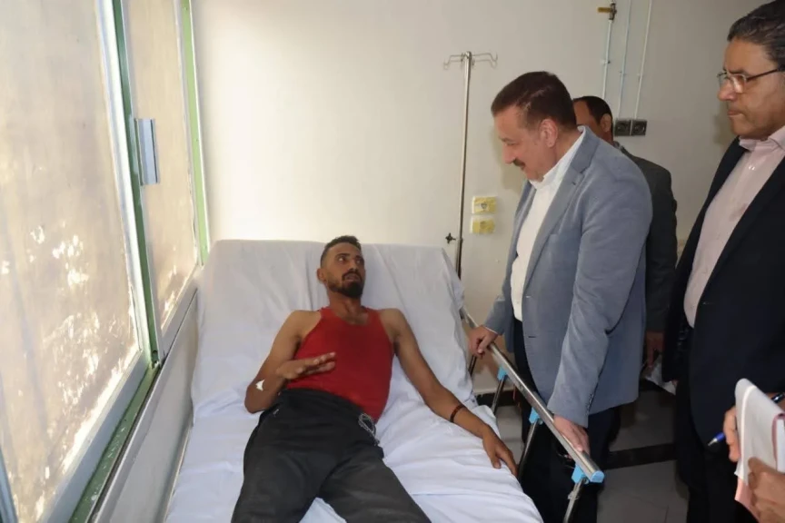 محافظ المنوفية يزور مصابى حريق مصنع السادات