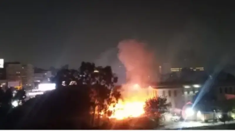 عاجل .. اندلاع حريق فى مخلفات زراعية بحديقة المتحف الزراعى بالدقى