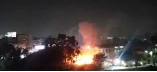 عاجل .. اندلاع حريق فى مخلفات زراعية بحديقة المتحف الزراعى بالدقى