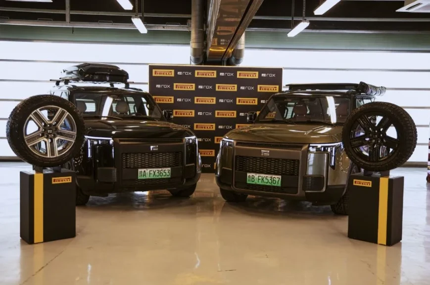 إطارات «سكوربيون» من «بيريللي» تقطع 25 ألف كيلومتر عبر ثلاث قارات و13 دولة لاستعراض أدائها الاستثنائي على مختلف التضاريس