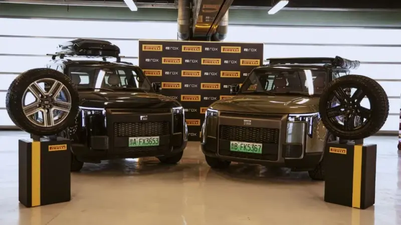 إطارات «سكوربيون» من «بيريللي» تقطع 25 ألف كيلومتر عبر ثلاث قارات و13 دولة لاستعراض أدائها الاستثنائي على مختلف التضاريس