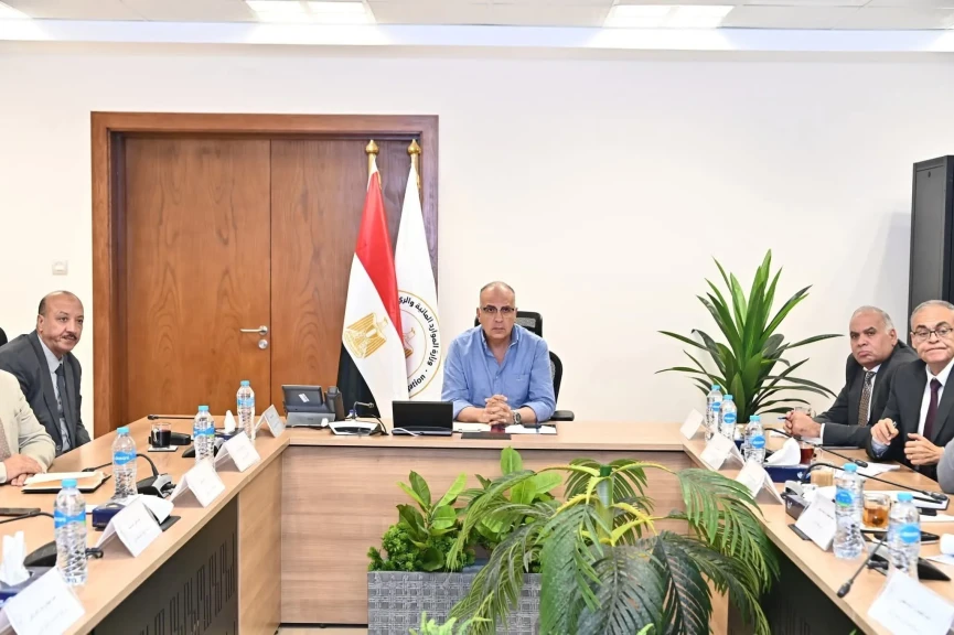 وزير الري يعقد الإجتماع الدورى للجنة الدائمة لتنظيم إيراد نهر النيل