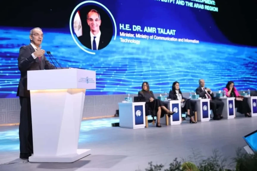وزير الاتصالات: استخدام تقنيات الذكاء الاصطناعى فى منظومة الصحة التى تعد من أهم المنظومات