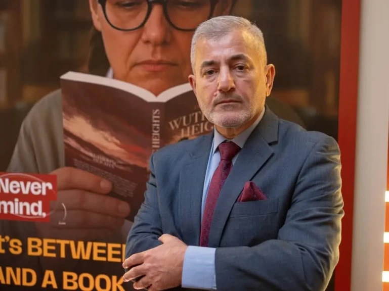 ”الشارقة للكتاب” يفتح نوافذ جديدة بين القارئ والحياة