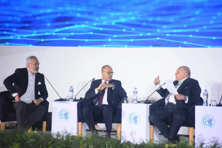 وفق العمل تنظّم جلسة عن ”تعزيز العمل اللائق في مصر” ضمن فعاليات المؤتمر العالمي للسكان والتنمية البشرية