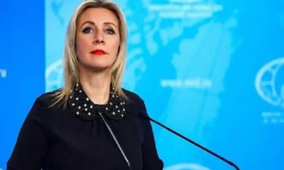 موسكو: كييف تلجأ للاستفزازات واستعداد روسي لقمة مع واشنطن في بودابست