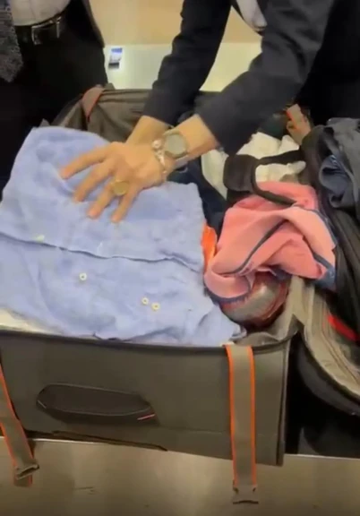 جمارك مطار القاهرة تحبط محاولة تهريب 20 كيلو جراما من مخدر ”MDMA”