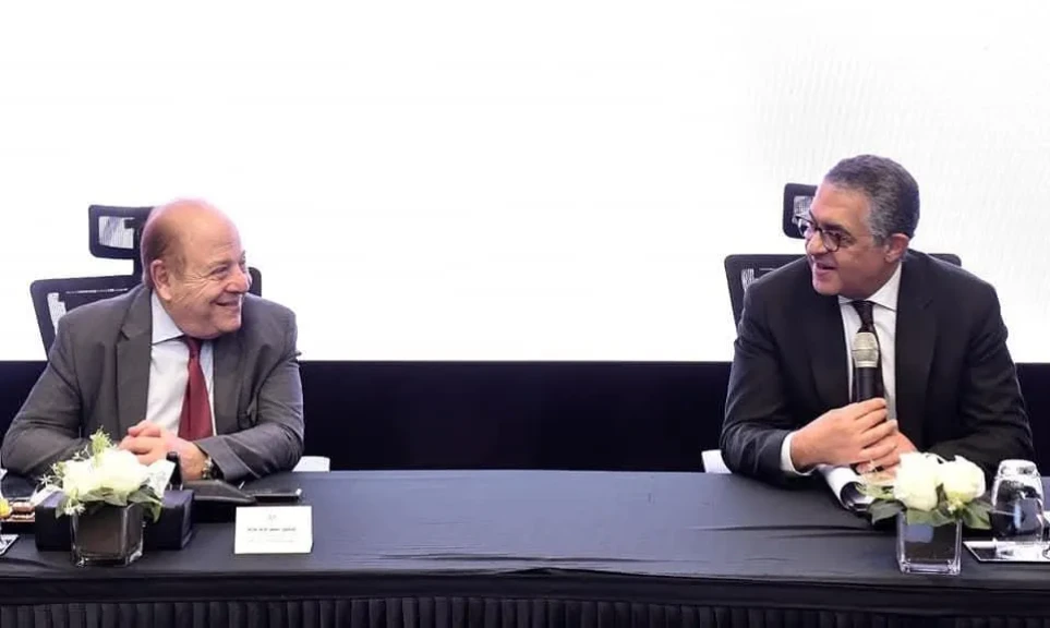 الهيئة العامة للاستثمار والمناطق الحرة تبحث آليات دعم بيئة الأعمال مع مستثمري العاشر من رمضان