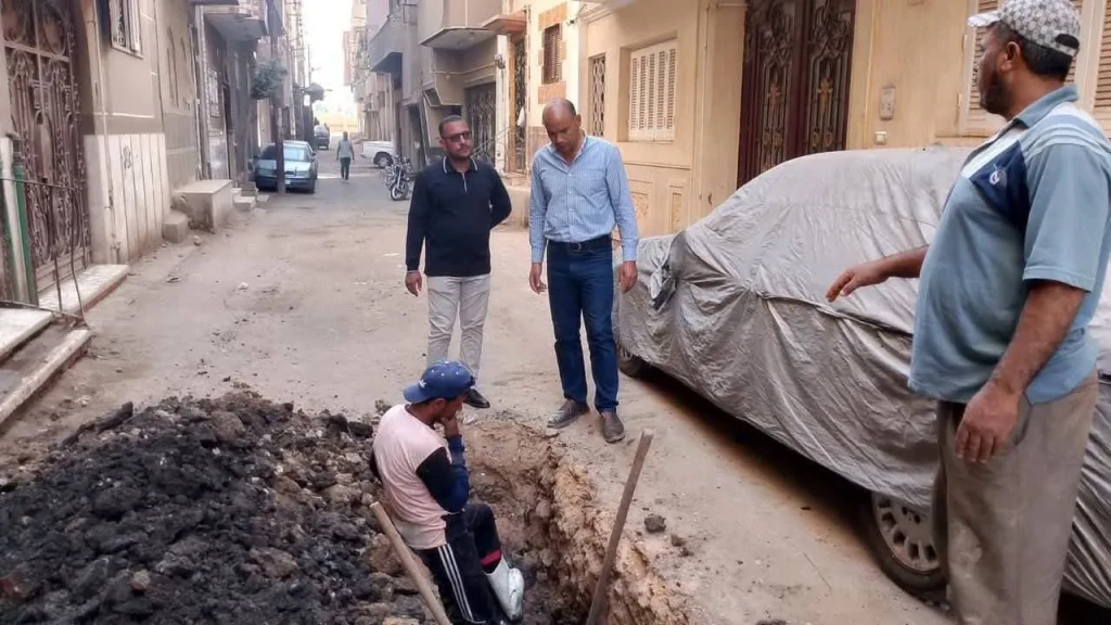 محافظ المنيا يستجيب لشكاوى أهالي سمالوط بمد وتدعيم شبكات المياه فى قرى المركز