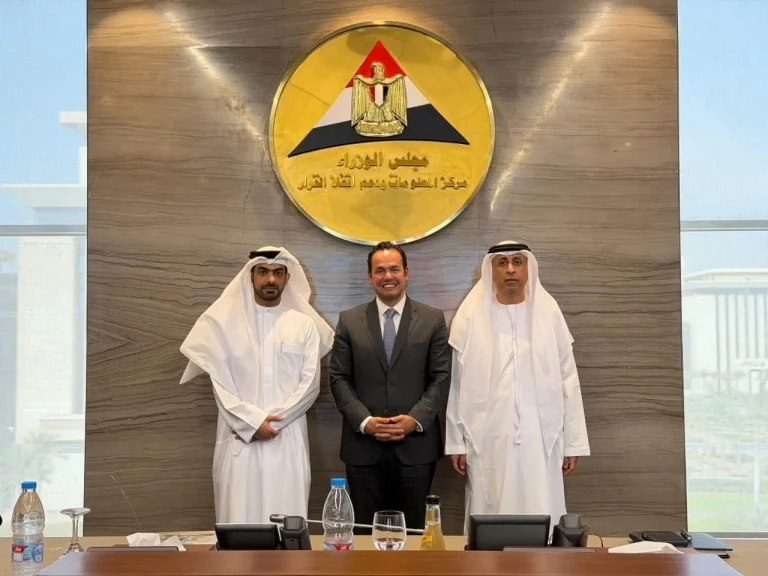 ”معلومات الوزراء” يستقبل وفدًا رفيع المستوى من إمارة الشارقة لبحث تعزيز التعاون الثنائي