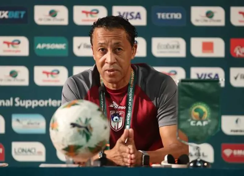 بوبيستا مدرب كاب فيردي يفوز بجائزة أفضل مدرب في إفريقيا لعام 2025