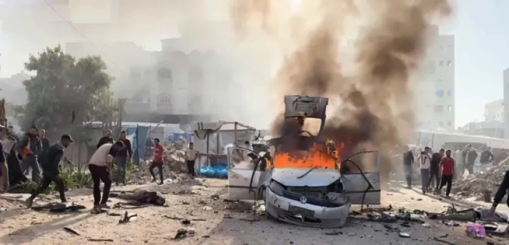 5 شهداء بينهم قيادى فى القسام فى غارة إسرائيلية استهدفت سيارة غرب مدينة غزة