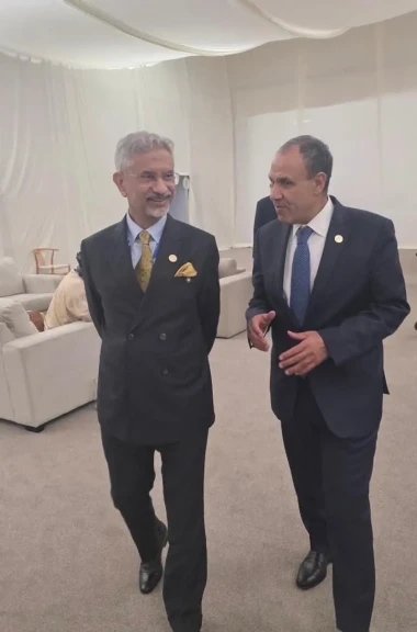 وزير الخارجية يلتقي بنظيره الهندي  على هامش أعمال قمة مجموعة العشرين في جنوب أفريقيا