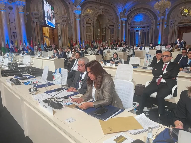 وزيرة التنمية المحلية والقائم بأعمال وزيرة البيئة تلقي بيان مصر في الدورة ٢١ لمؤتمر منظمة اليونيدو بالرياض