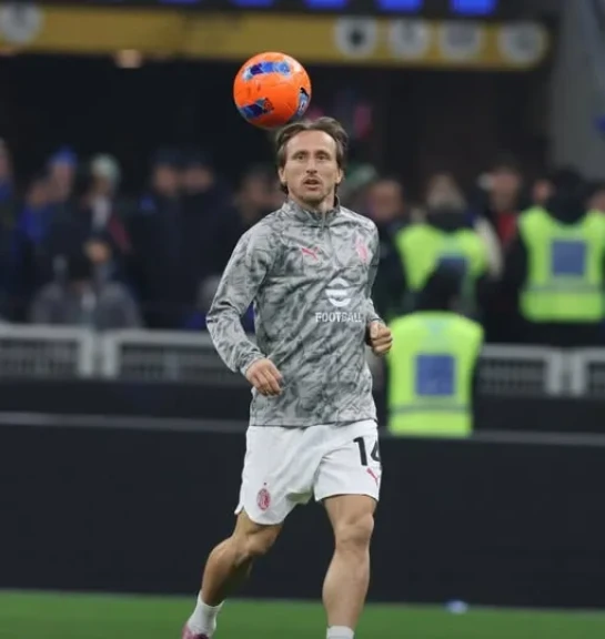 ميلان يفوز على انتى ميلان بهدف بالدورى الايطالي