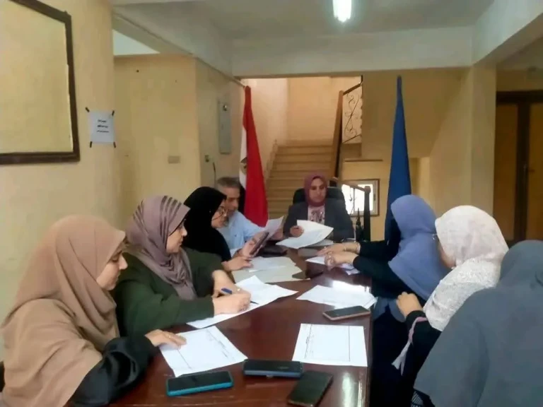 محافظ دمياط ” انتظام عملية التصويت بانتخابات مجلس النواب ”