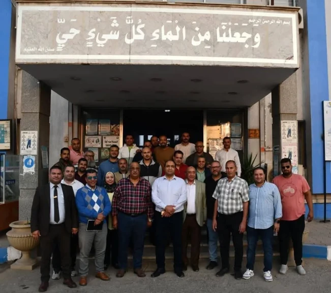 رئيس مياه الشرب بالجيزة يتابع منظومة التشغيل والصيانة بمحطة مياه إمبابة