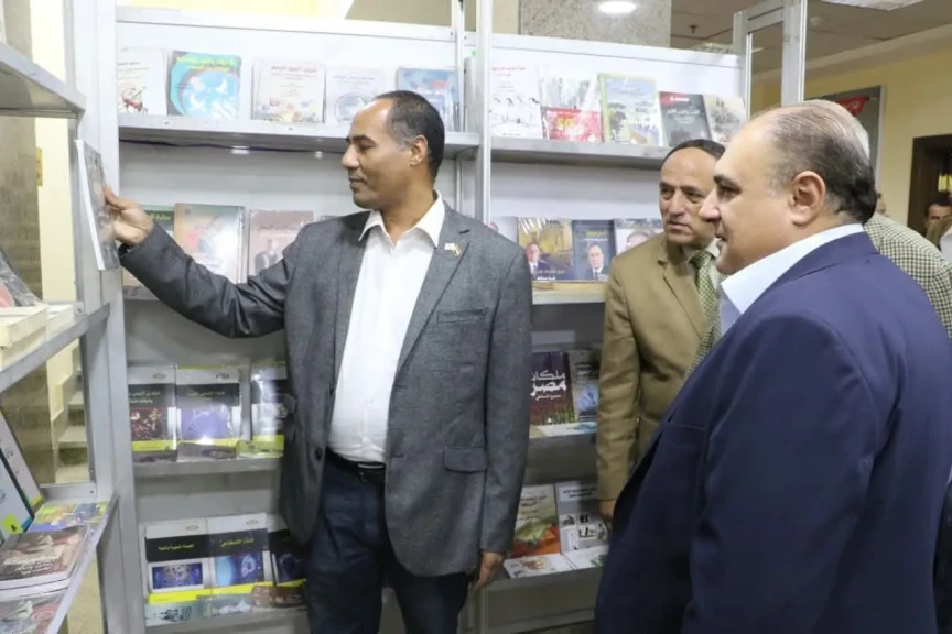 «هيئة الكتاب» تفتتح منفذ بيع جديد بالعريش لتعزيز الحراك الثقافي في شمال سيناء