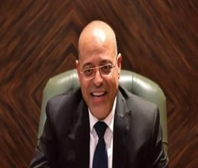 وزير العمل: الدولة حريصة على فرض سيادة القانون وحماية حقوق العمال وضمان التزام اصحاب الأعمال