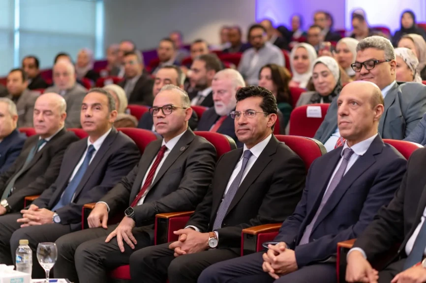 رئيس هيئة الرقابة المالية ووزير الشباب والرياضة يشهدان حفل توزيع جوائز مسابقة Y-Champions