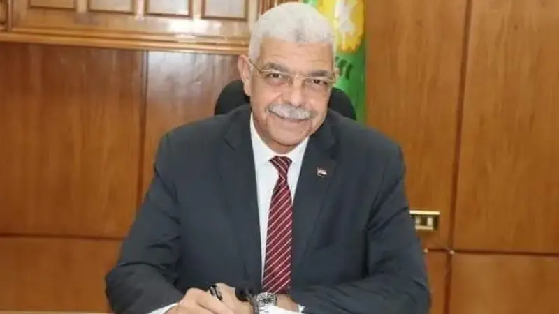 وزير التربية والتعليم يصدر قرارًا وزاريًا بشأن إعادة تنظيم العمل ونظام الدراسة والامتحانات بمدارس المتفوقين والموهوبين