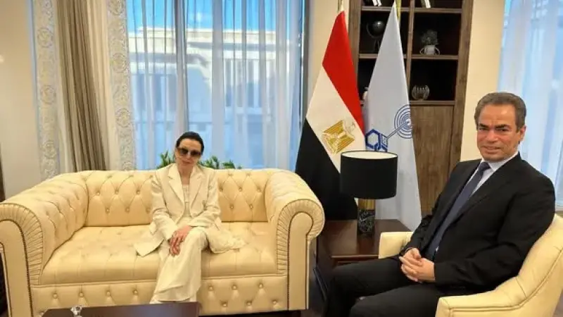 الفنانة نجاة الصغيرة تزور مدينة الثقافة والفنون ومقر الوطنية للإعلام بالعاصمة الجديدة