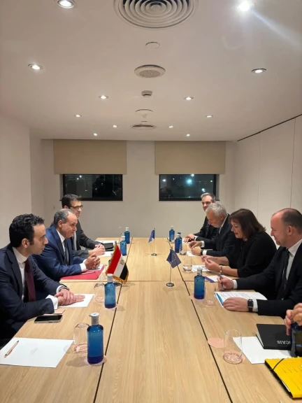 وزير الخارجية يلتقي المفوضة الأوروبية للمتوسط على هامش أعمال المنتدى الإقليمي العاشر لوزراء خارجية الاتحاد من أجل المتوسط