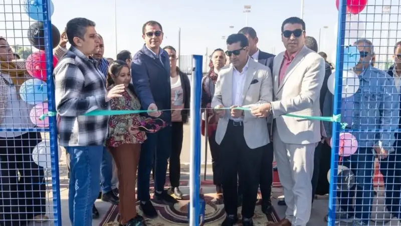 وزير الشباب والرياضة يفتتح ملعب البادل ومركز ”المشغل” بالمدينة الشبابية بالأقصر