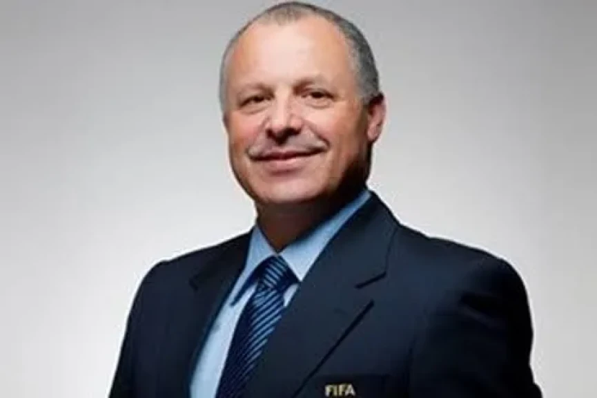 هاني أبو ريدة: لم أتوقع الوصول لهذه المناصب.. والجوهري والسياجي وراء دخولي الإدارة وأفتخر بكوني أقدم عضو في الفيفا والكاف