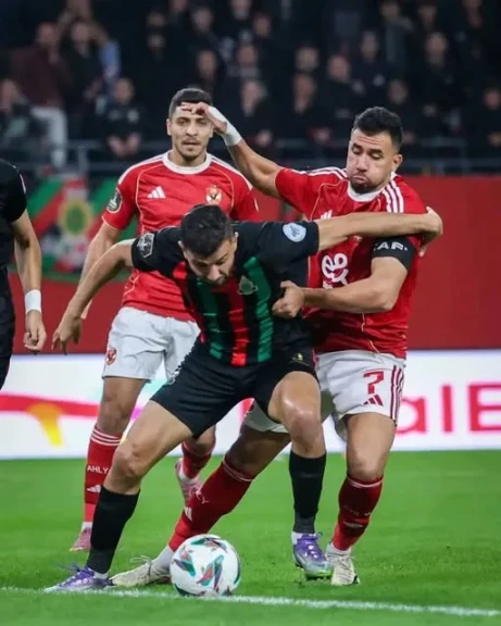 التعادل الإيجابي يحسم مباراة الأهلي و الجيش الملكي بدوري أبطال أفريقيا