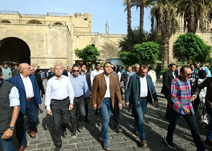 رئيس الوزراء يتفقد منطقة مسجد الحاكم بأمر الله ومشروعي بوتيك أوتيل الشوربجي وبوتيك أوتيل الأرناؤوطي