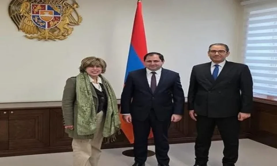 وزير دفاع أرمينيا يثمن علاقات التعاون مع مصر فى مختلف المجالات