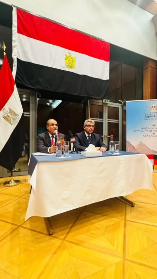 وزير الخارجية يلتقي بأعضاء الجالية المصرية في ألمانيا