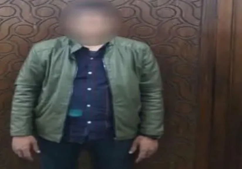 الداخلية: ضبط أحد الأشخاص لقيامه بإستخدام أحد التطبيقات الهاتفية للترويج لممارسة أعمال الفجور