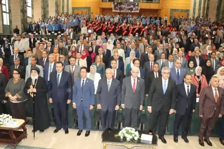 رئيس جامعة المنوفية وأمين عام الأعلى للجامعات يطلقان فعاليات المؤتمر الثالث لخدمة المجتمع