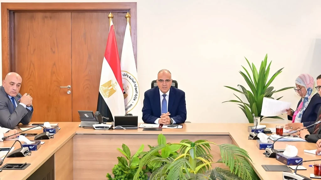 وزير الري يتابع أعمال وانشطة هيئة المساحة، ومقترحات تطوير الهيئة وحوكمة اعمالها