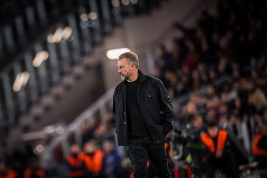 فليك يعلن قائمة برشلونة لمواجهة ريال بيتيس في الجولة الـ15 من الدوري الإسباني