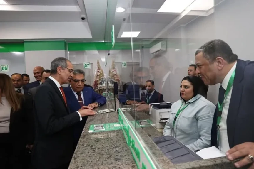 وزير الاتصالات يفتتح مكتب بريد المنصورة الرئيسى بعد تطويره وتزويده بأحدث الأنظمة والحلول التكنولوجية