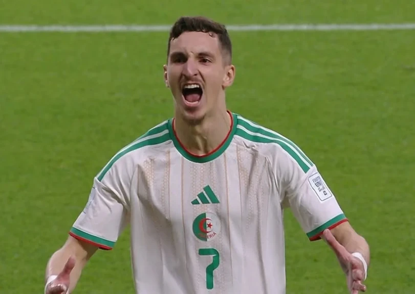 منتخب الجزائر يقسو على البحرين بخماسية بكأس العرب